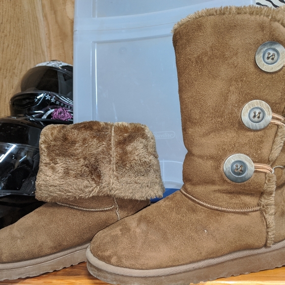 Button Boots - Picture 3 of 3